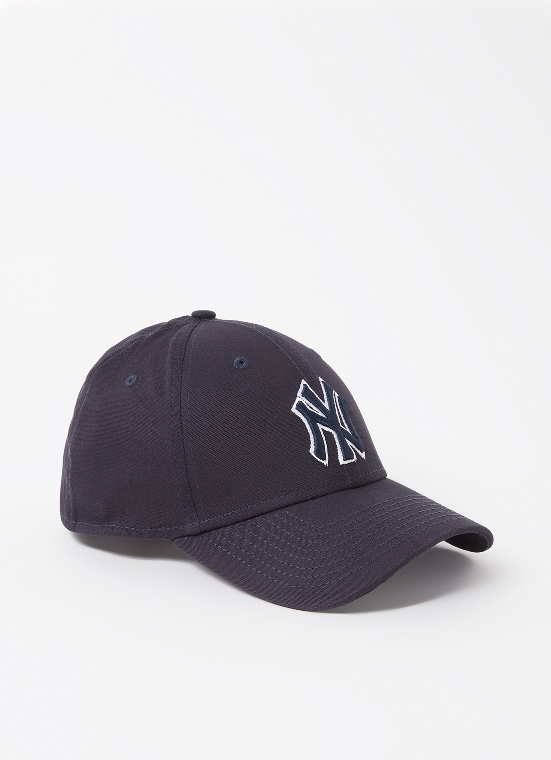 New Era Pet met New York Yankees borduring - voorkant 2 donkerblauw