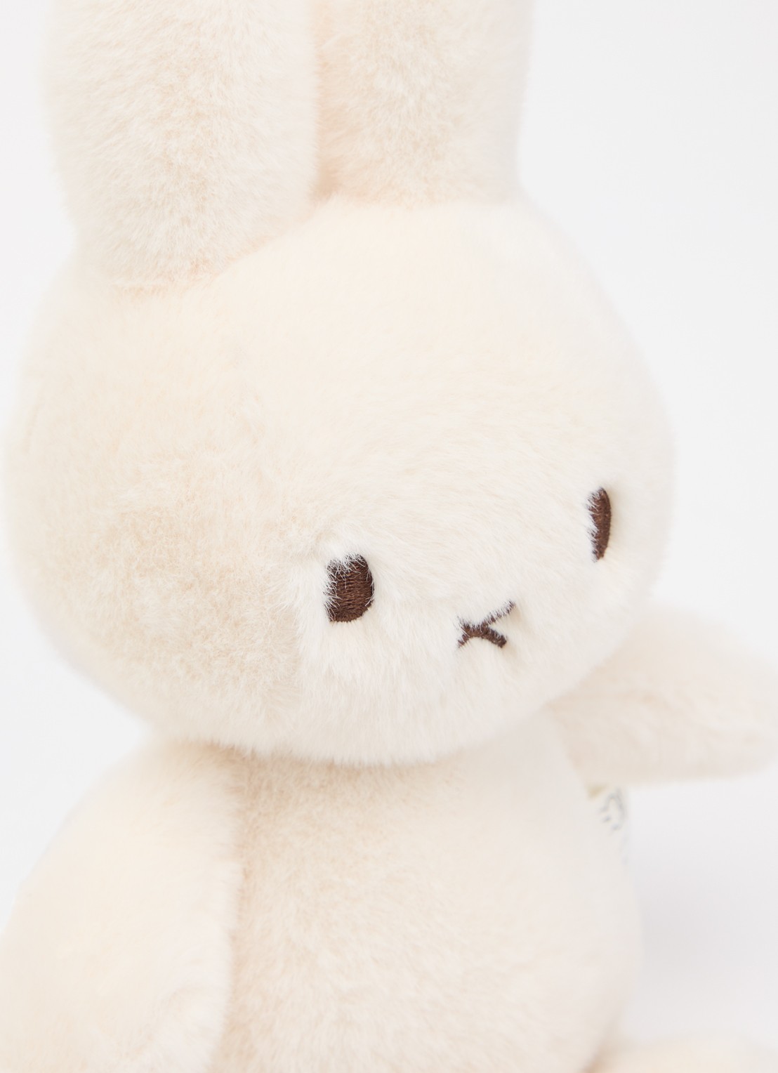 Nijntje Nijntje knuffel 18 cm - voorkant 2 gebroken wit