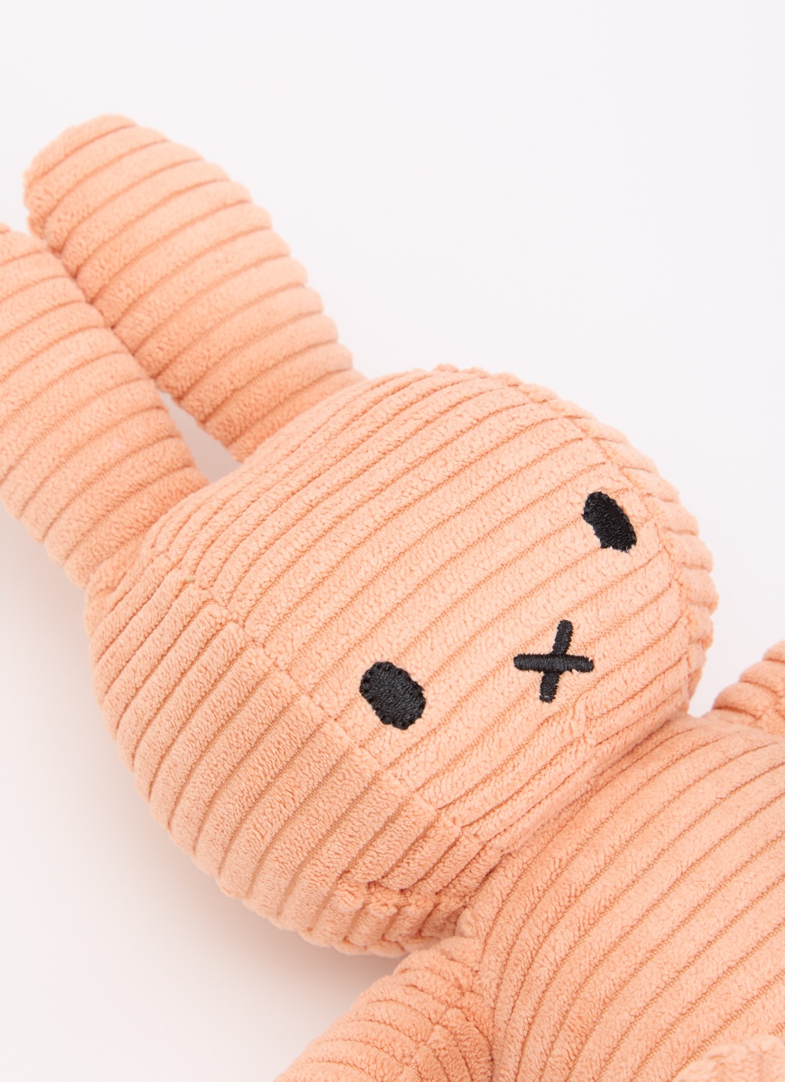 Nijntje Nijntje knuffel 23 cm - detail oranje