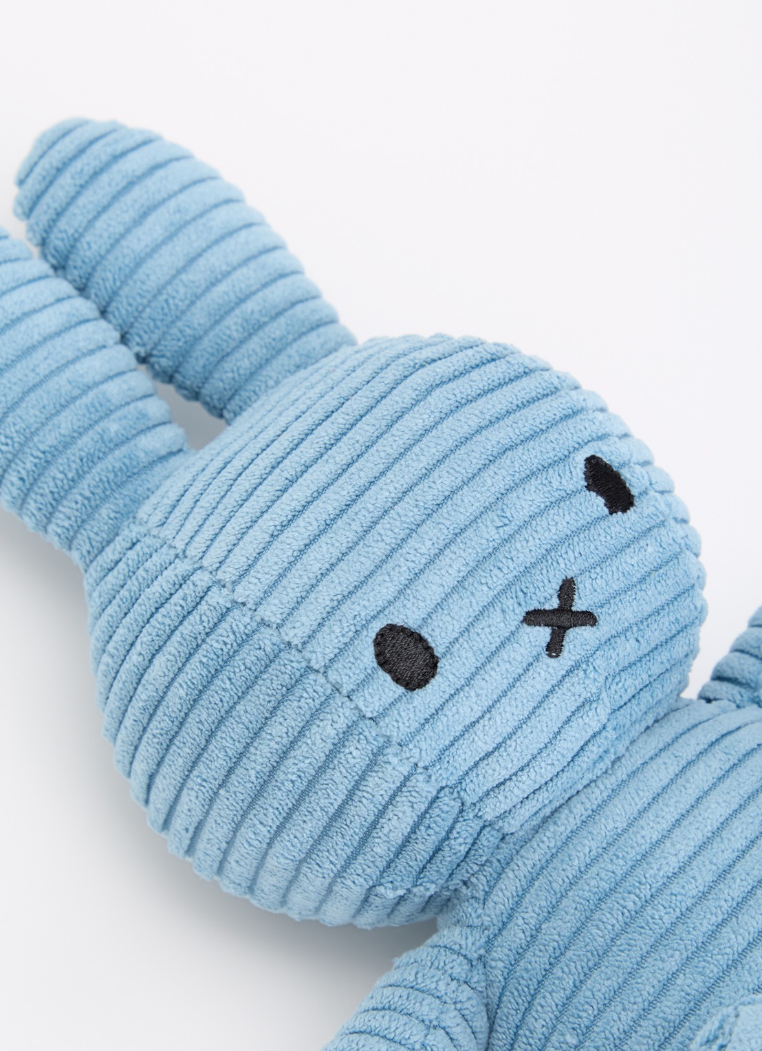 Nijntje Nijntje knuffel 23 cm - detail lichtblauw