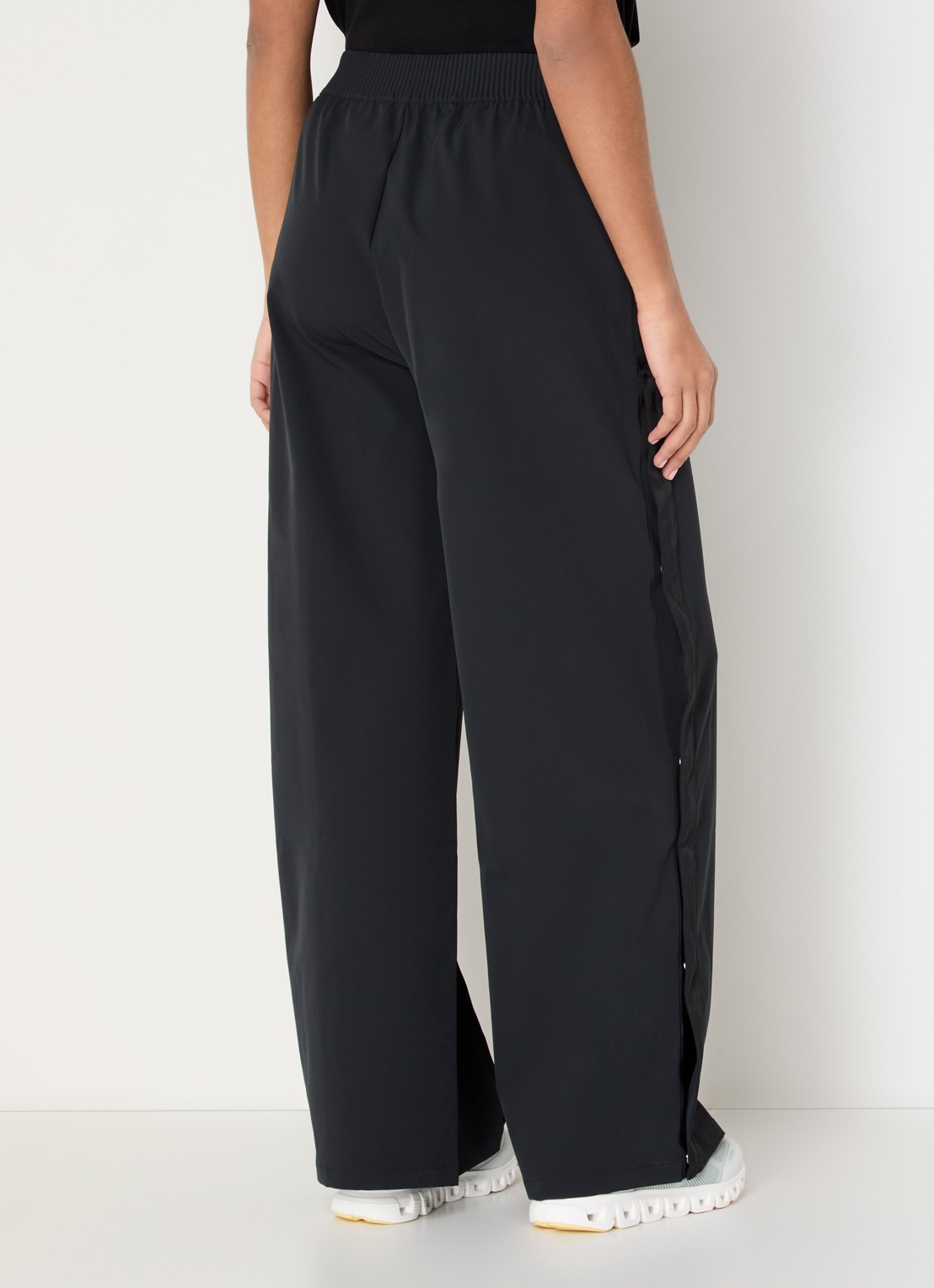 Nike 24.7 high waist wide fit joggingbroek met steekzakken - achterkant antraciet