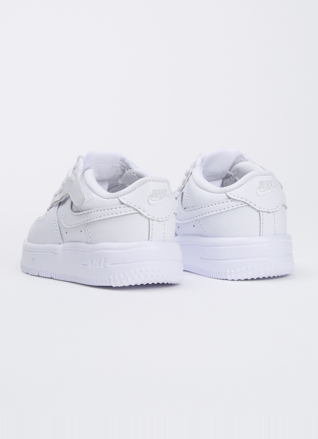 Nike Air Force 1 sneaker van leer - achterkant wit