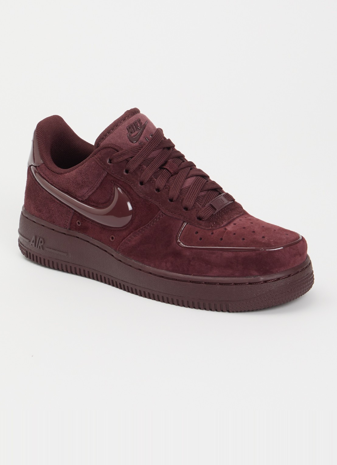 Nike Air Force 1 sneaker van suède - voorkant 5 bordeauxrood