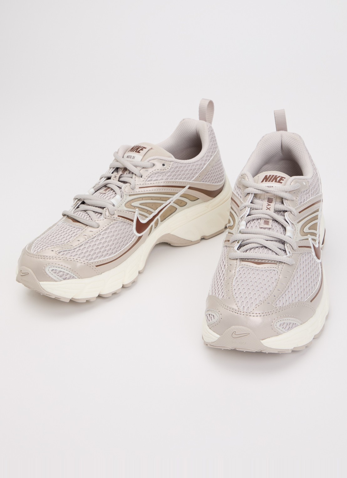 Nike Air Max Moto 2k sneaker met details van mesh  - detail 2 paars