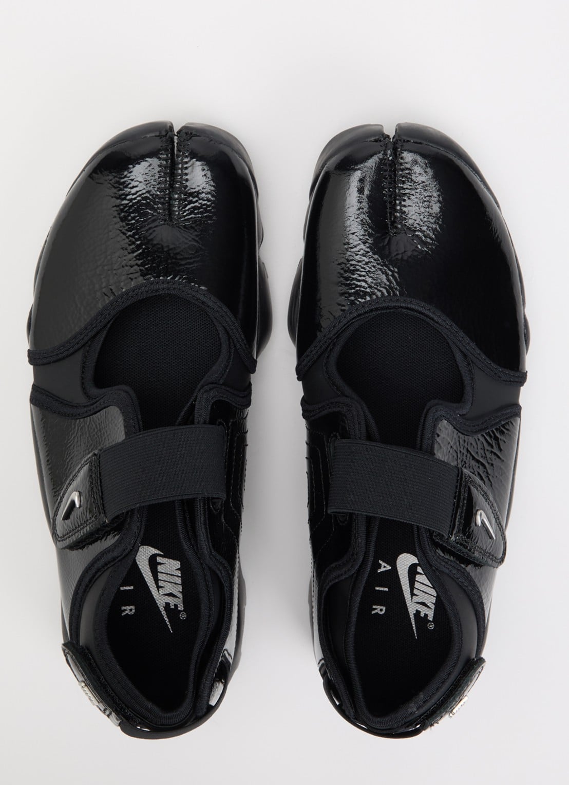 Nike Air Rift sneaker met lakfinish  - detail 2 zwart