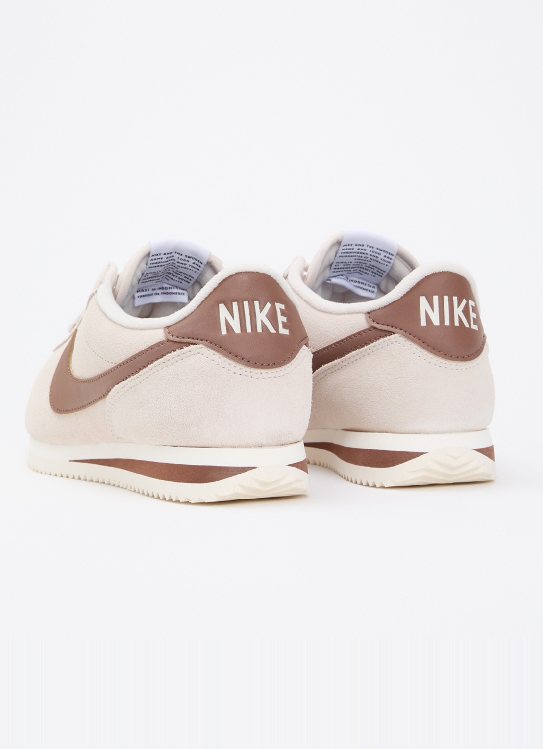 Nike Cortez LT sneaker van suède - achterkant beige