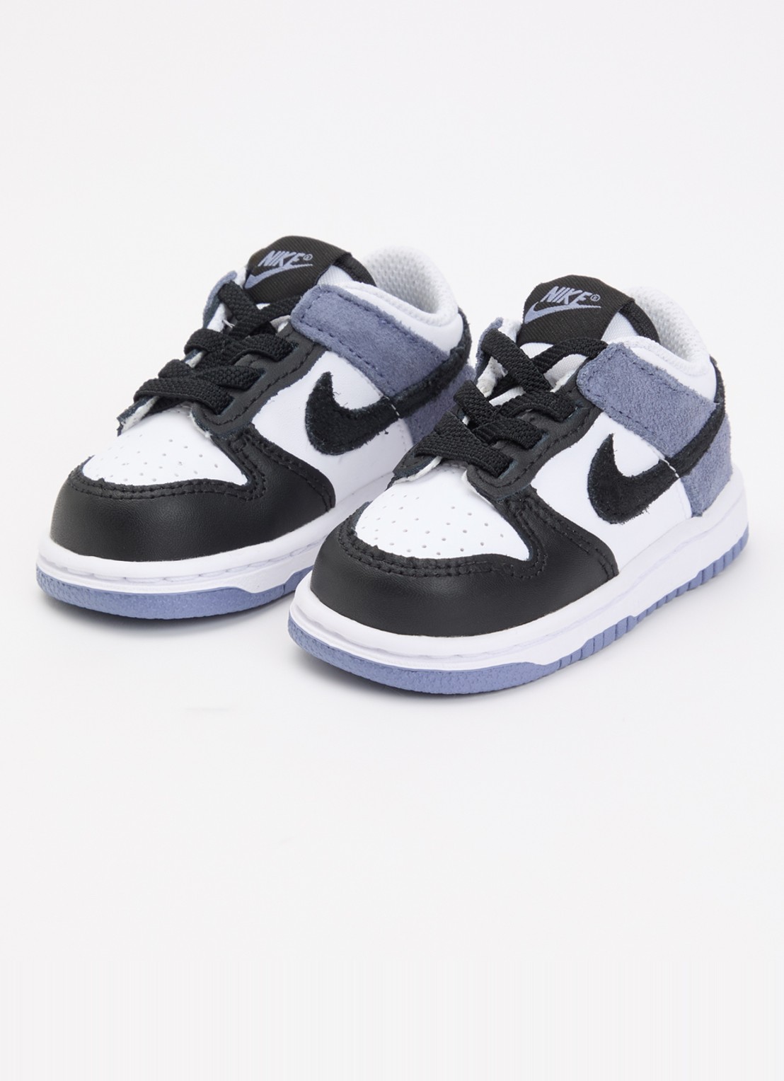 Nike Dunk Low sneaker met leren details - voorkant 6 zwart
