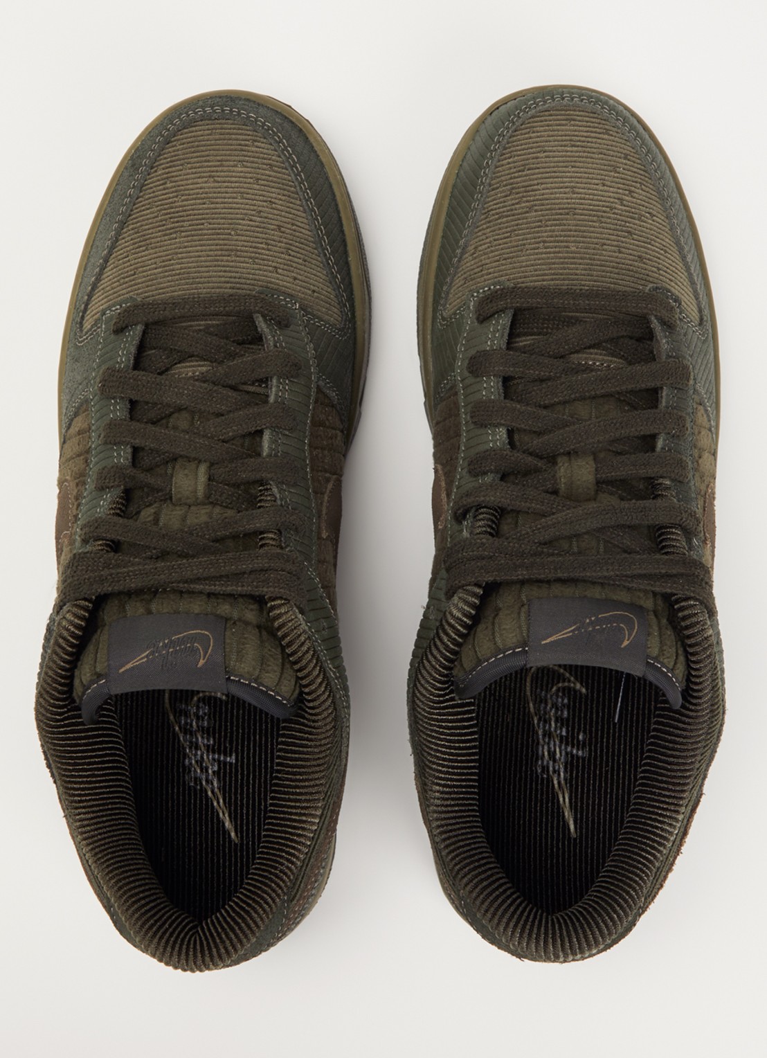 Nike Dunk Low sneaker van corduroy  - detail 3 khaki
