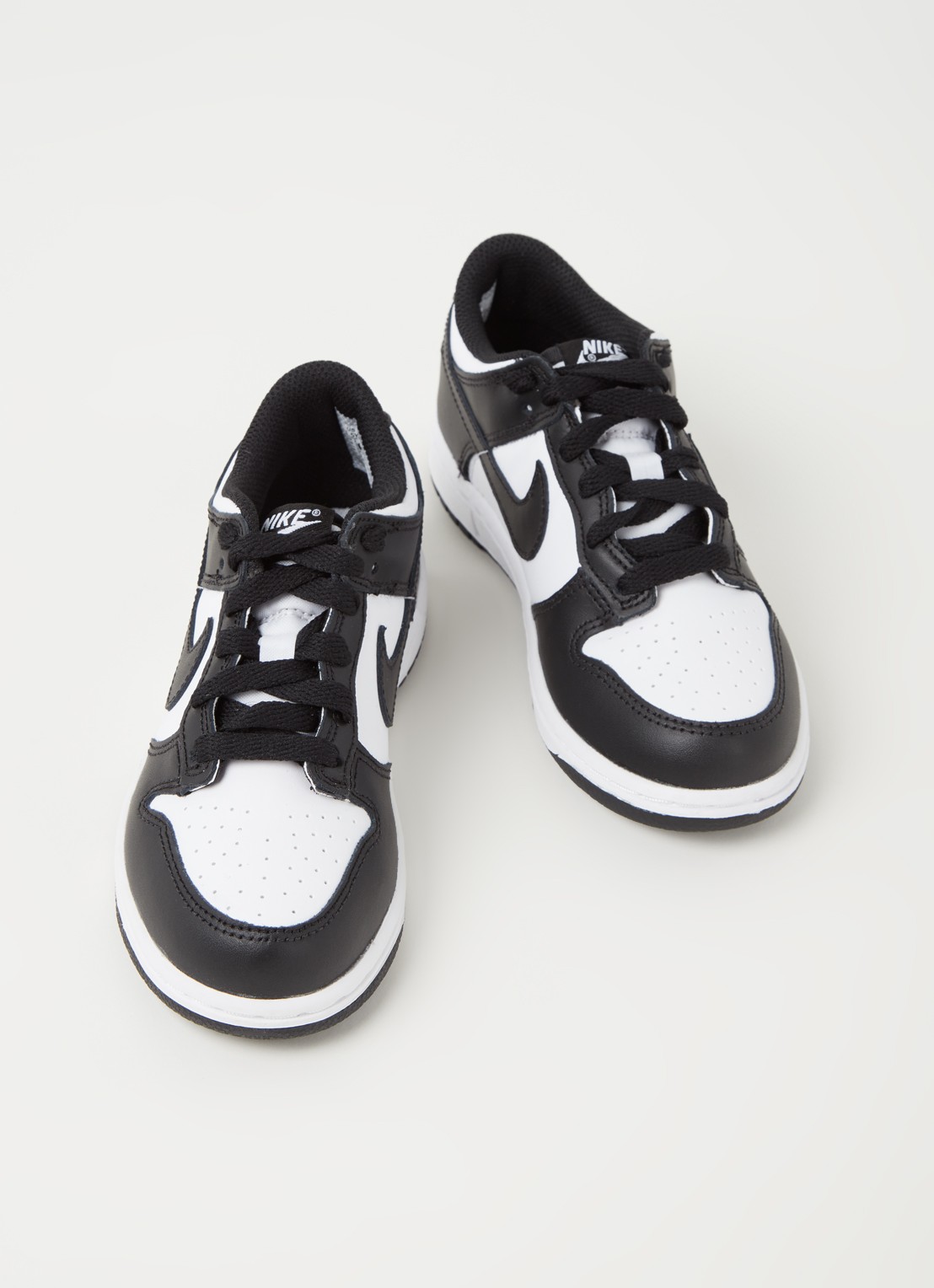 Nike Dunk Low sneaker van leer - voorkant 4 zwart