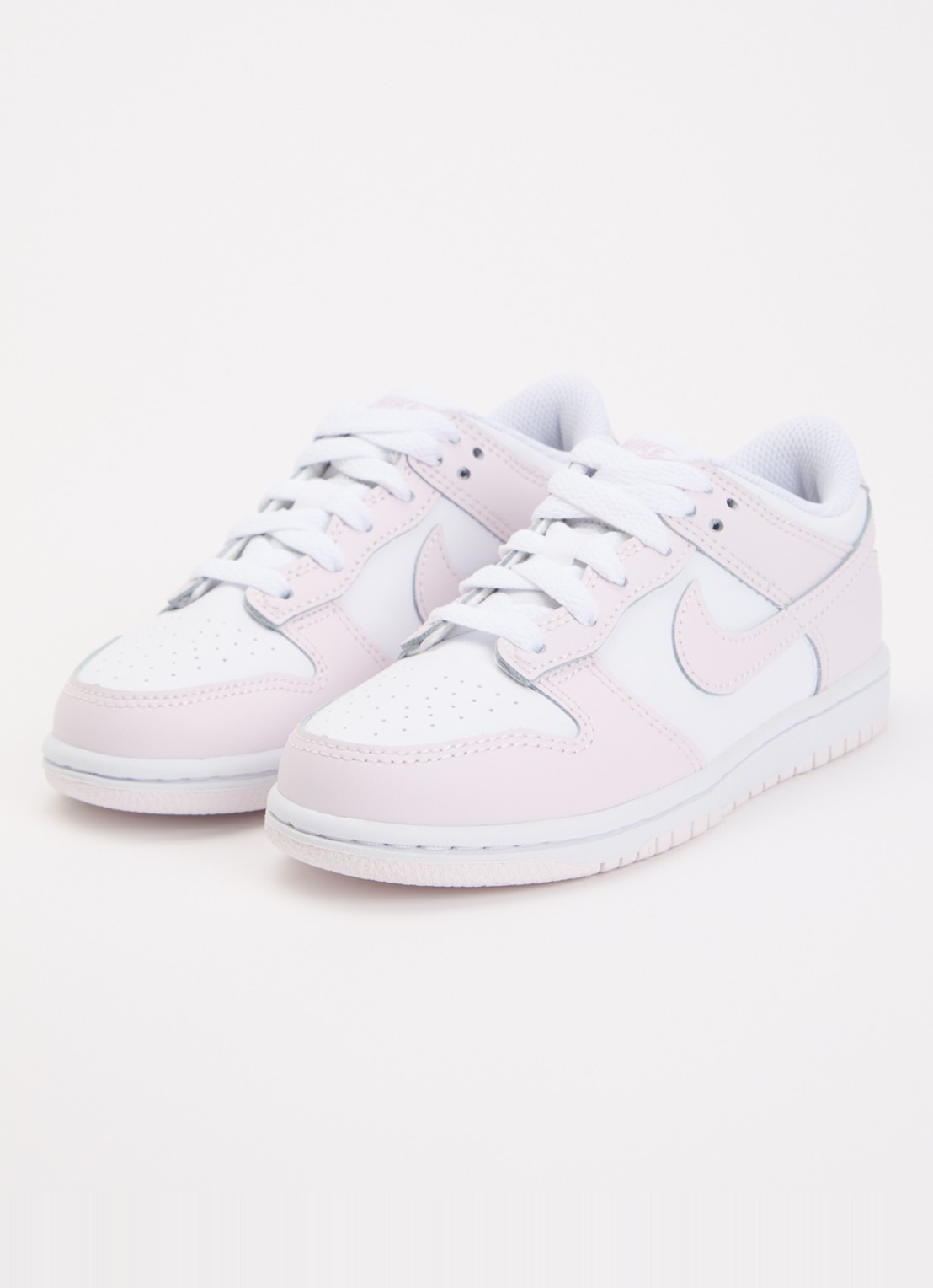 Nike Dunk Low sneaker van logo - voorkant 3 lichtroze
