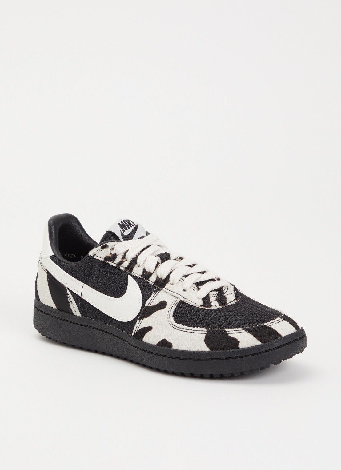 Nike Field General sneaker met dierenprint - voorkant 5 zwart