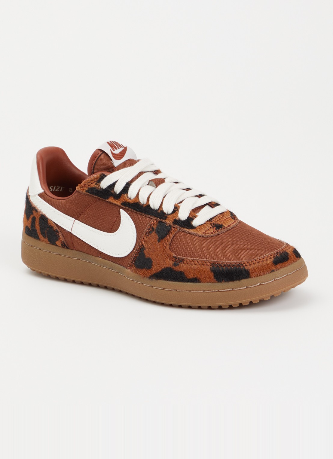 Nike Field General sneaker met dierenprint - voorkant roestbruin