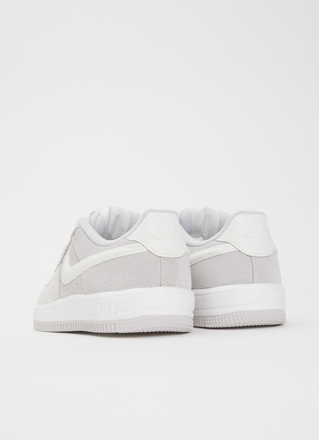 Nike Force 1 sneaker van suède - achterkant beige