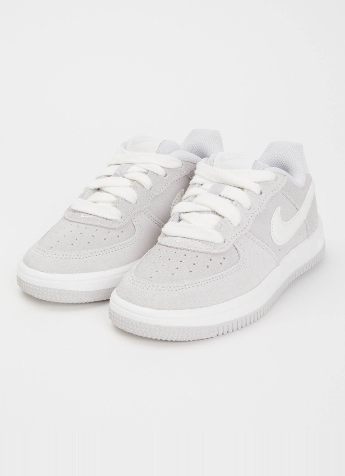 Nike Force 1 sneaker van suède - voorkant 3 beige