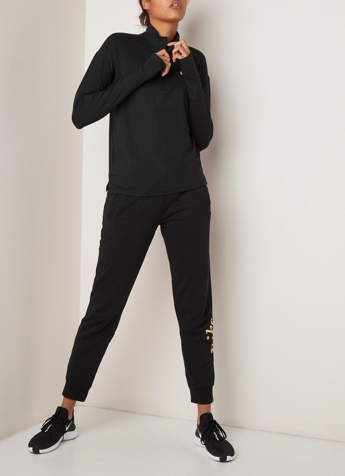 Nike Hardlooptop met halve rits - voorkant 4 zwart