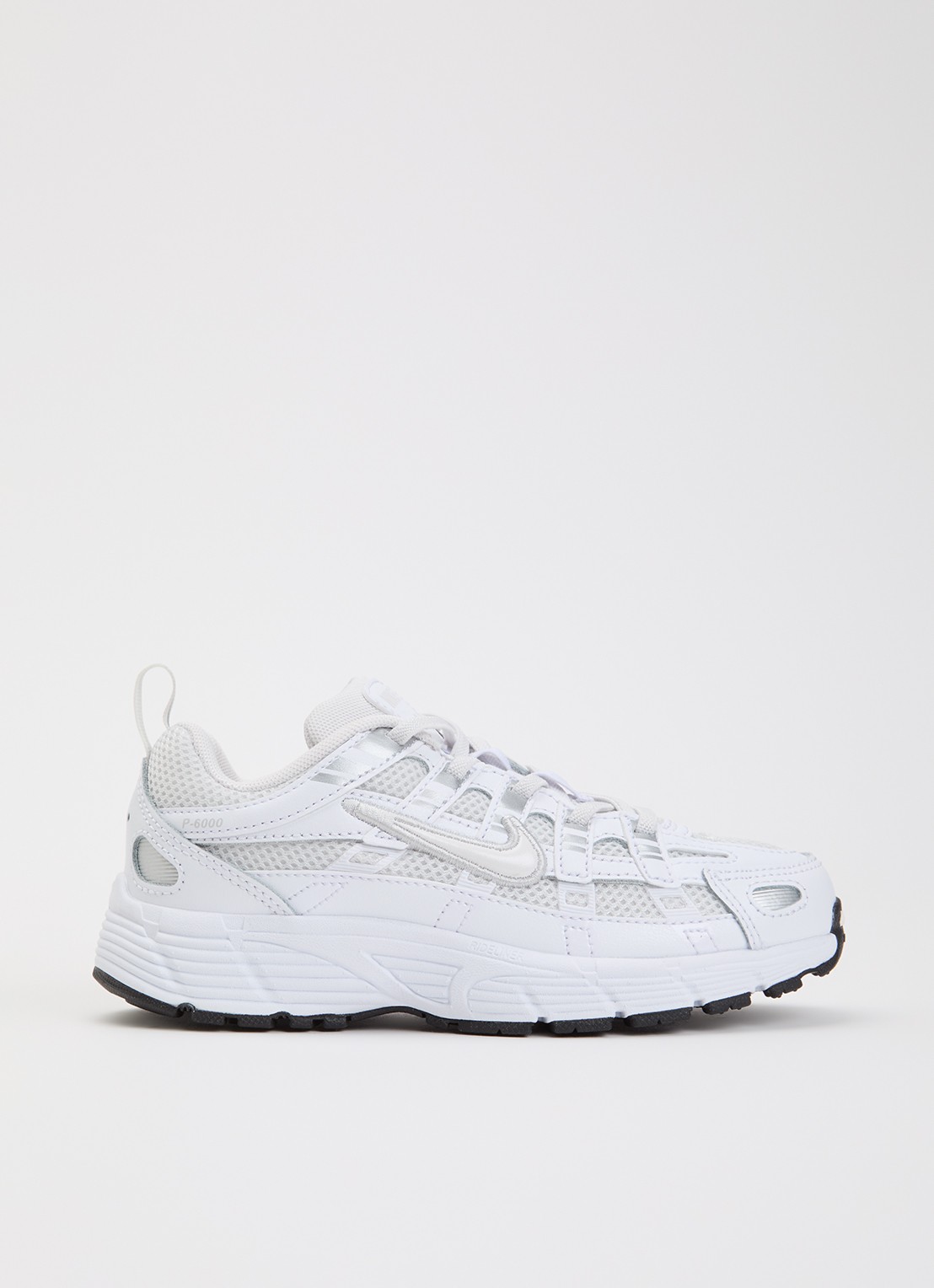 Nike P-6000 sneaker met mesh details - voorkant 2 wit