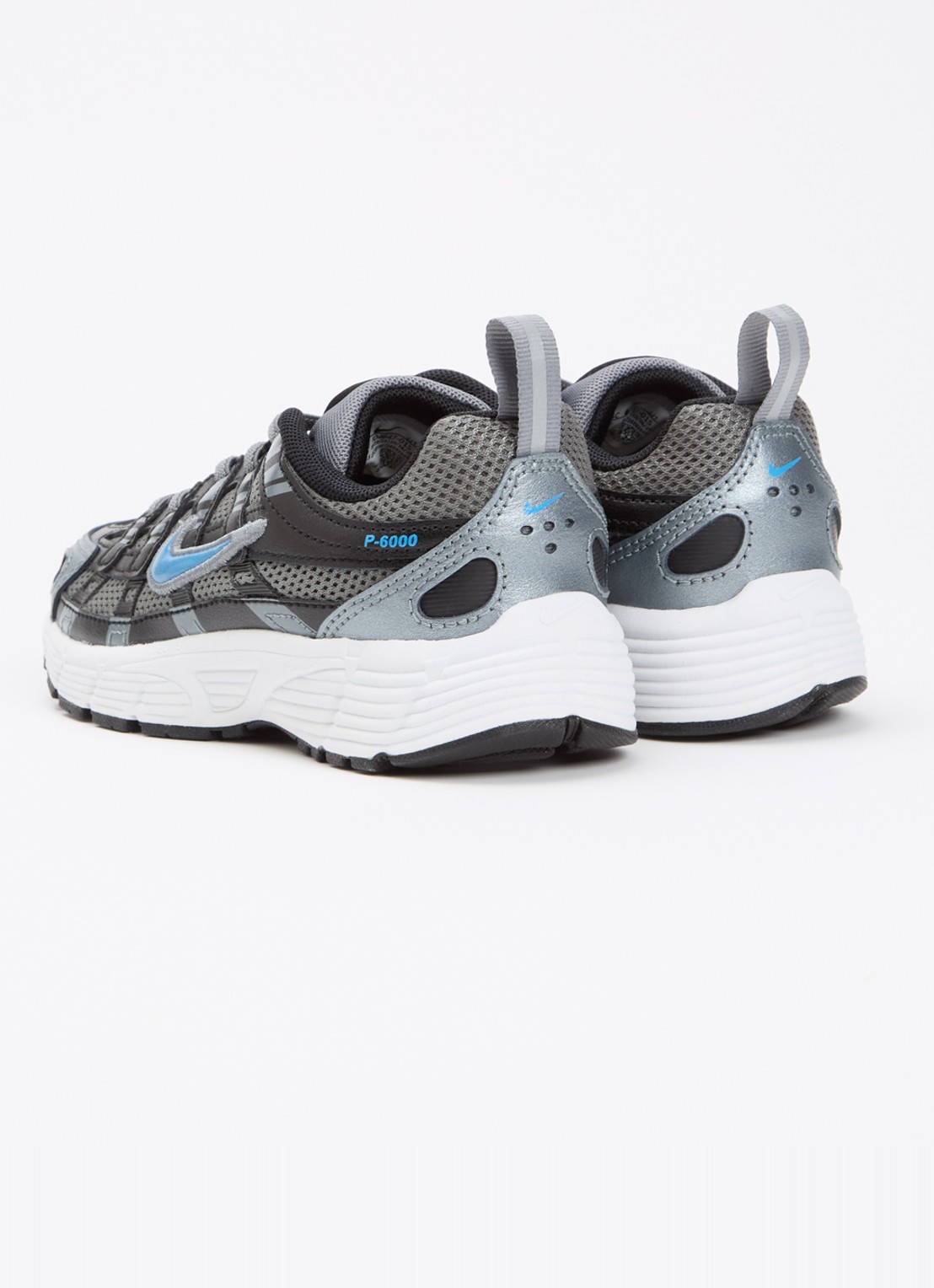 Nike P-6000 sneaker met mesh details - achterkant 2 grijs