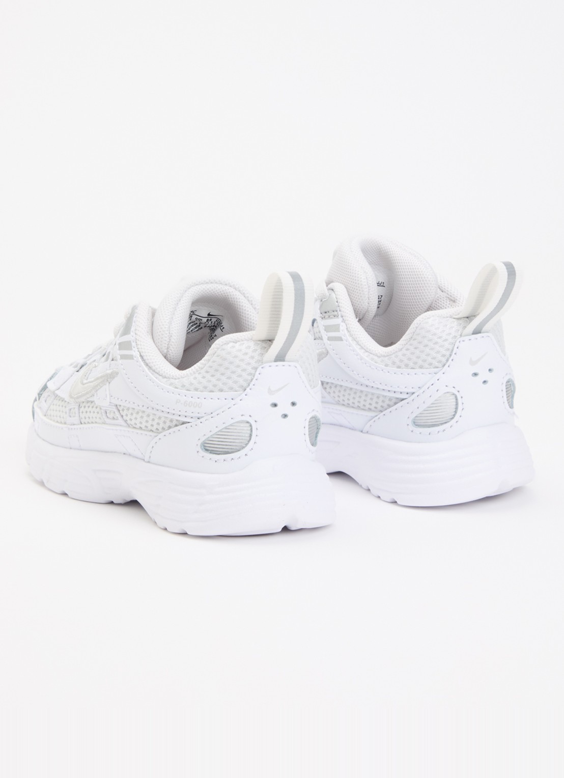 Nike P-6000 sneaker met mesh details - achterkant 7 gebroken wit