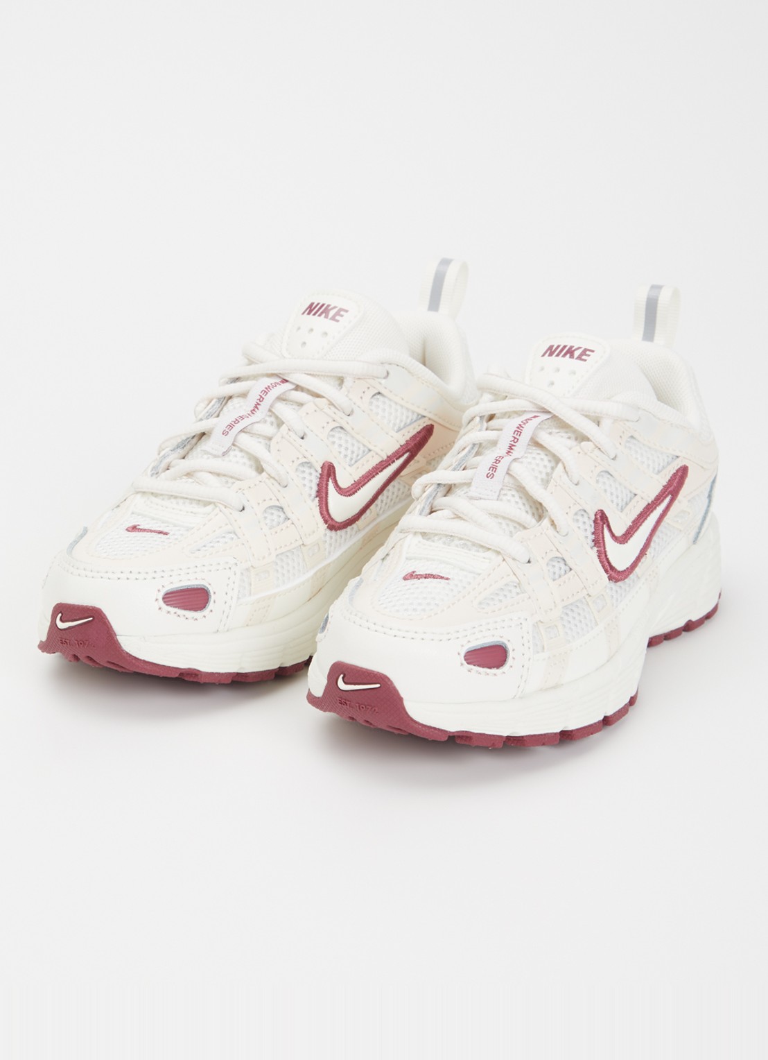 Nike P-6000 sneaker met mesh details - detail 9 creme