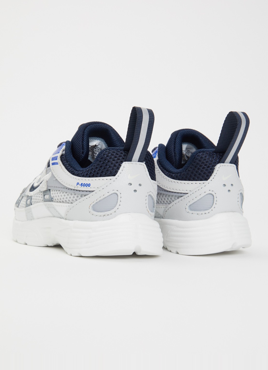 Nike P-6000 sneaker met mesh details - achterkant 4 donkerblauw