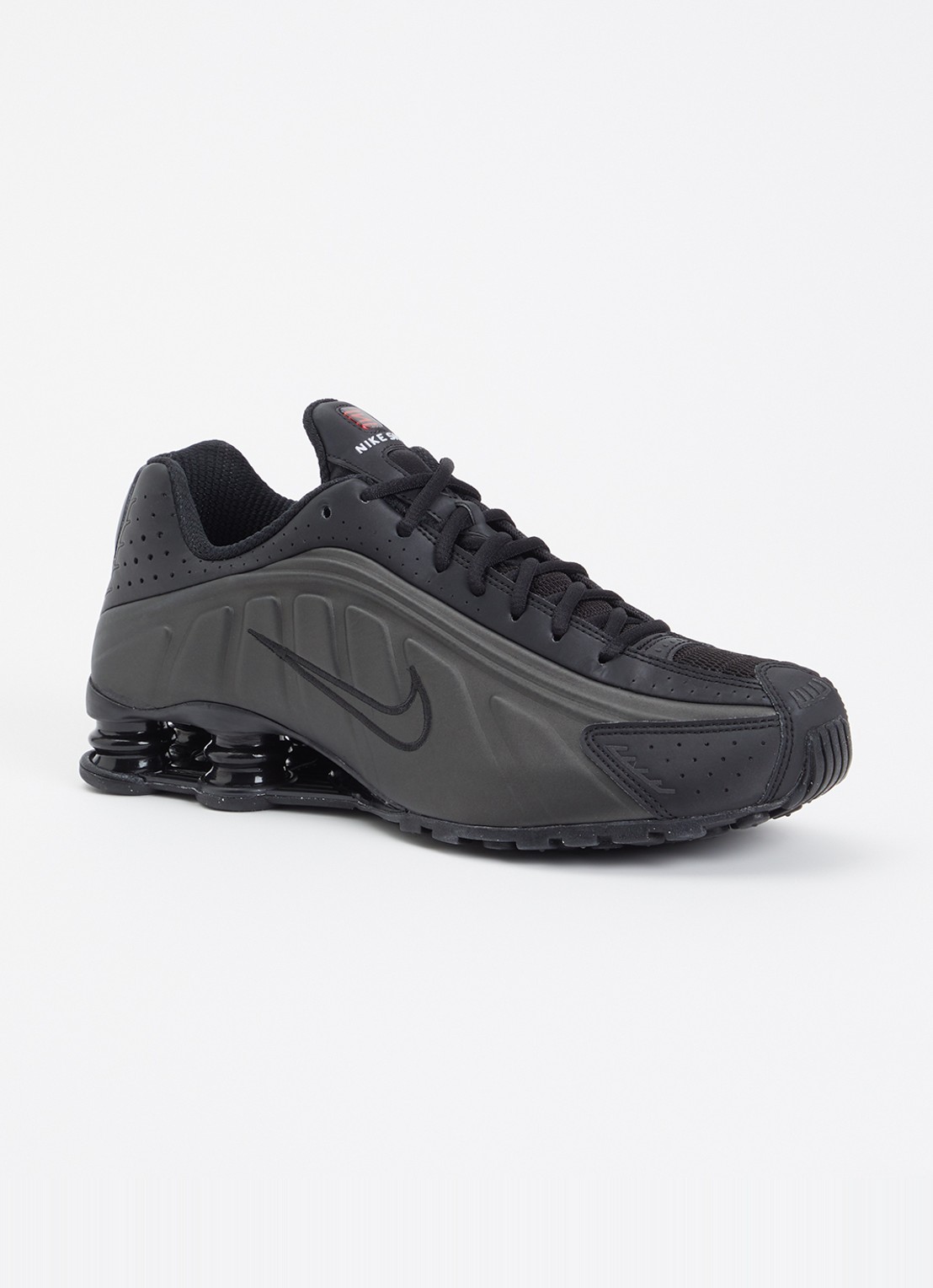 Nike Shox R4 sneaker met mesh details - voorkant 5 zwart