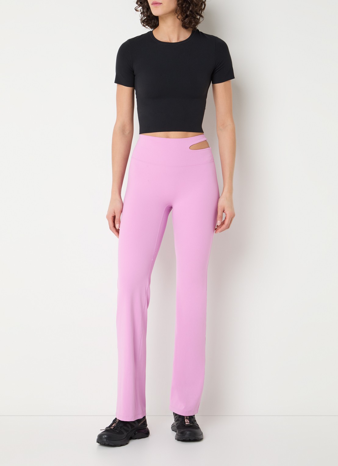Nike Zenvy high waist flared fit trainingslegging met Dri-FIT - voorkant 4 roze
