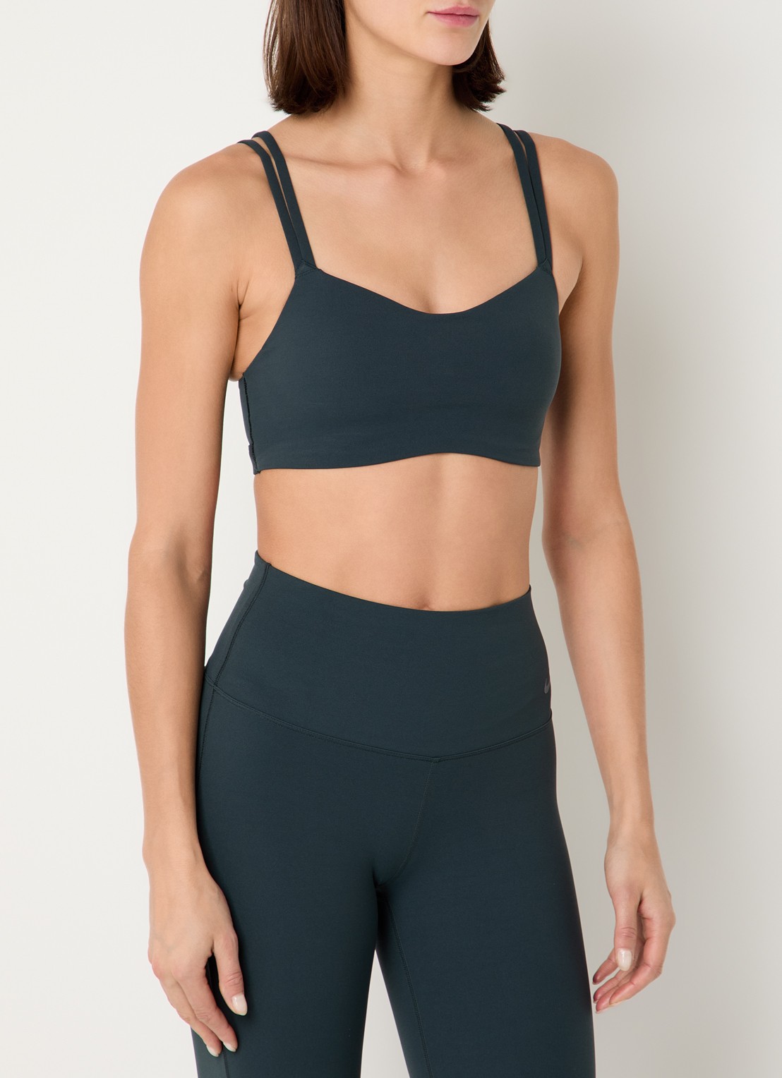 Nike Zenvy voorgevormde sport bh met light support - detail 4 olijfgroen