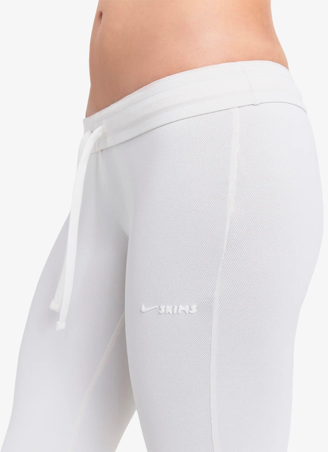 NikeSKIMS Airy low waist flared fit trainingslegging met logo - detail 2 ivoor