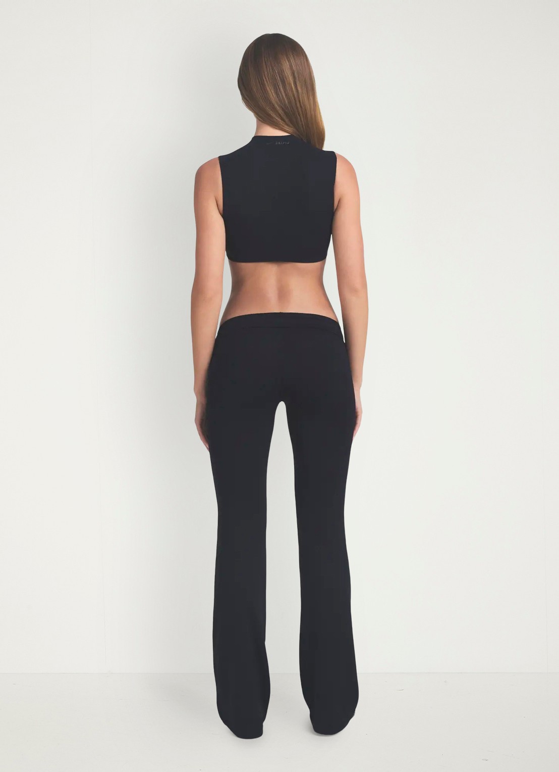 NikeSKIMS Airy low waist flared fit trainingslegging met logo - achterkant 2 zwart