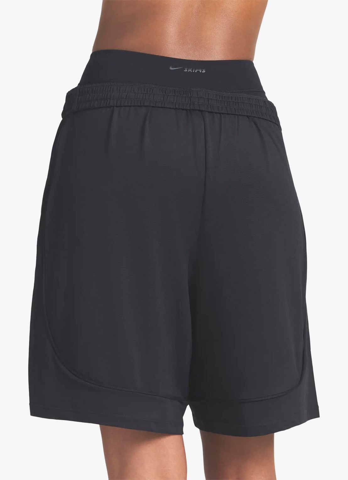 NikeSKIMS Airy mid waist loose fit korte broek met ritszakken - achterkant 4 zwart