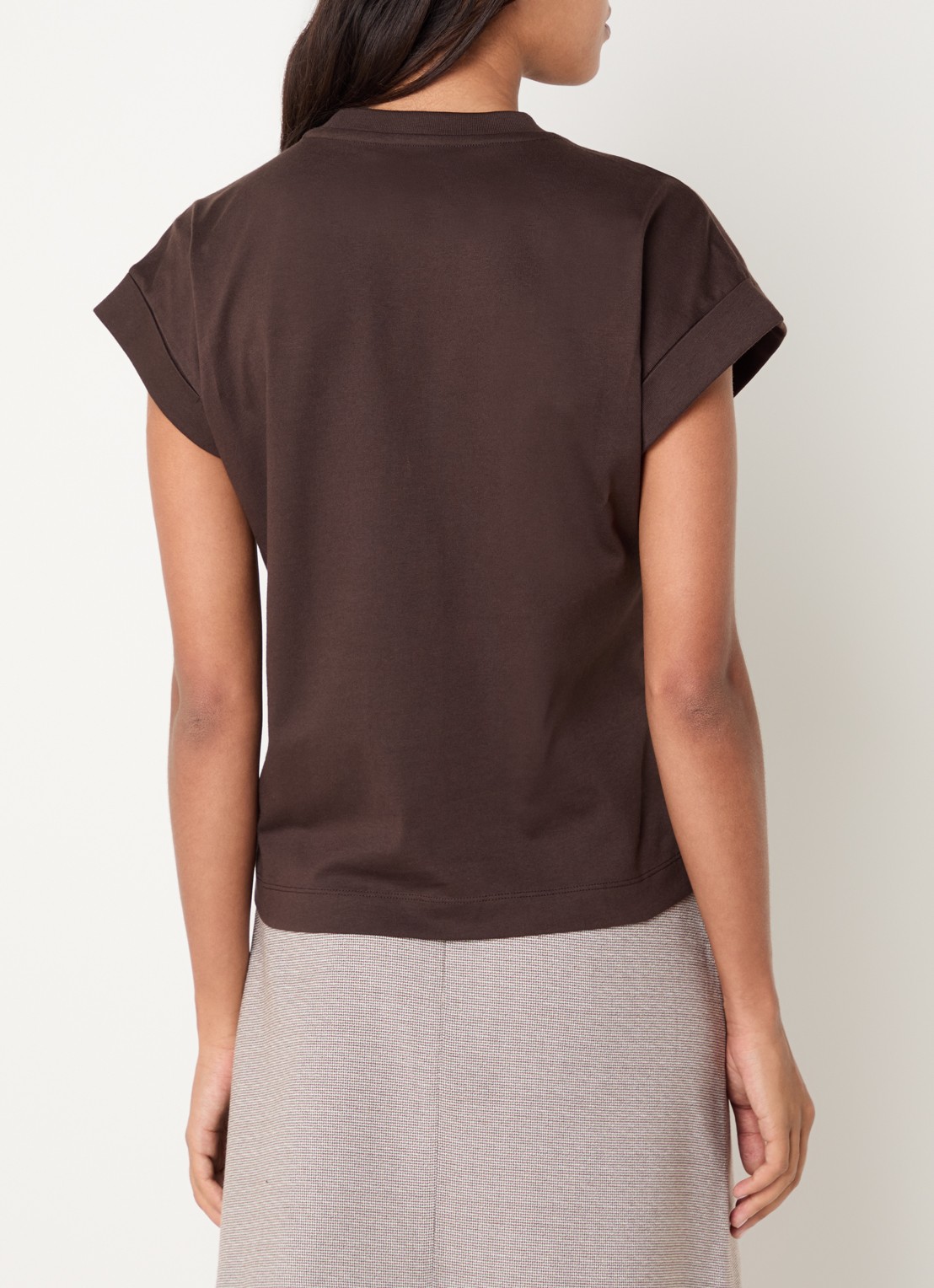 NIKKIE Aleena T-shirt met ronde hals - achterkant 2 donkerbruin