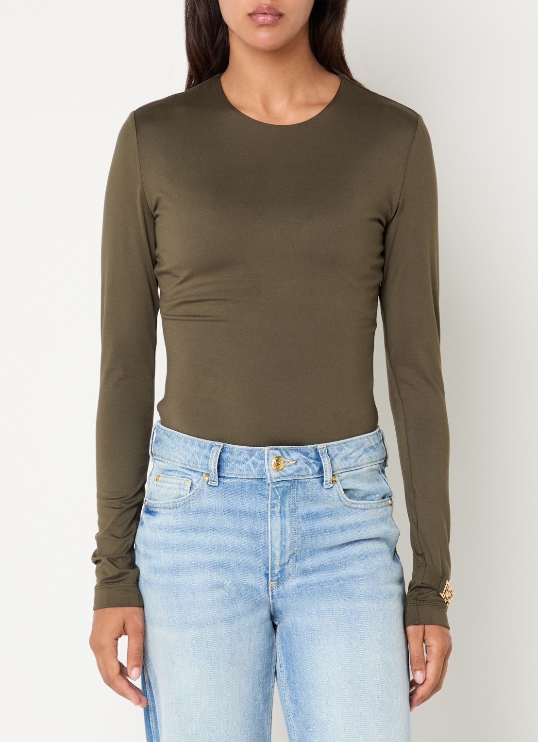 NIKKIE Annabel body met ronde hals - detail bronsgroen