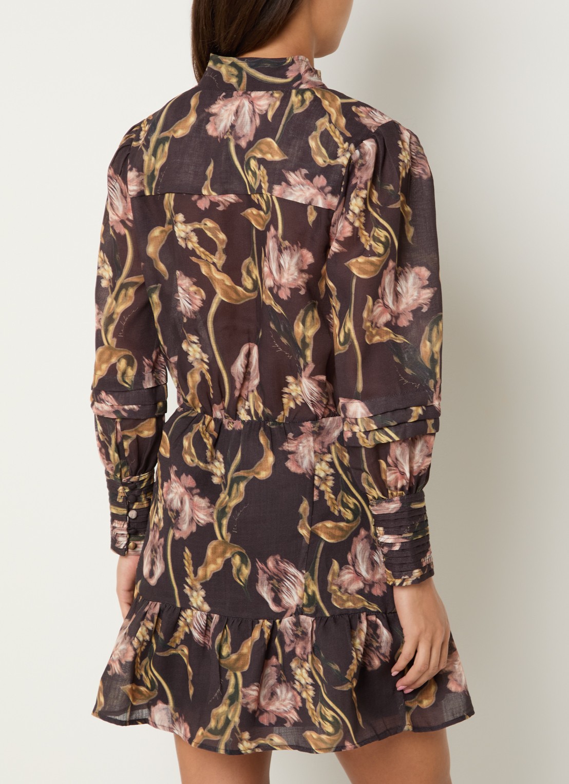 NIKKIE Apillone mini blouse jurk met boemenprint en volant - achterkant chocoladebruin