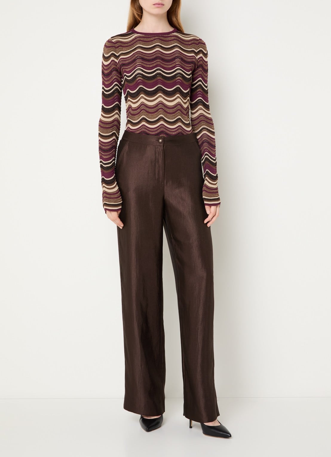 NIKKIE Arlla top met ingebreid patroon en lurex - voorkant 2 aubergine