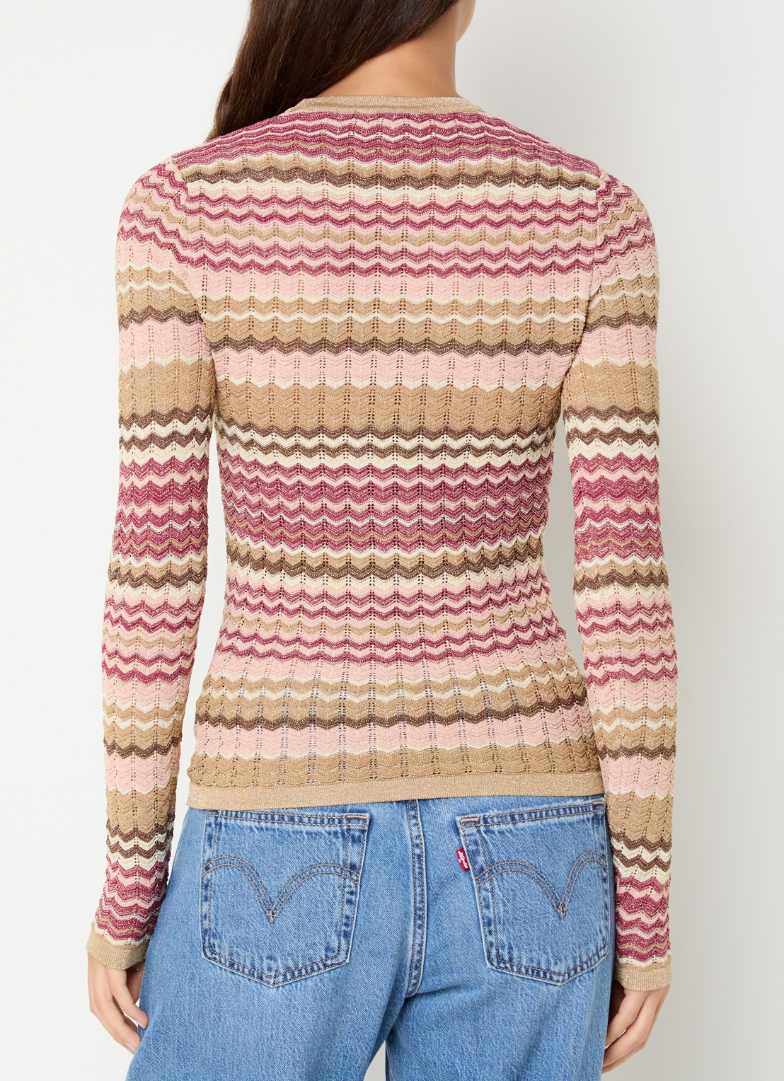 NIKKIE Fijngebreide trui met ingebreide print - achterkant 3 beige