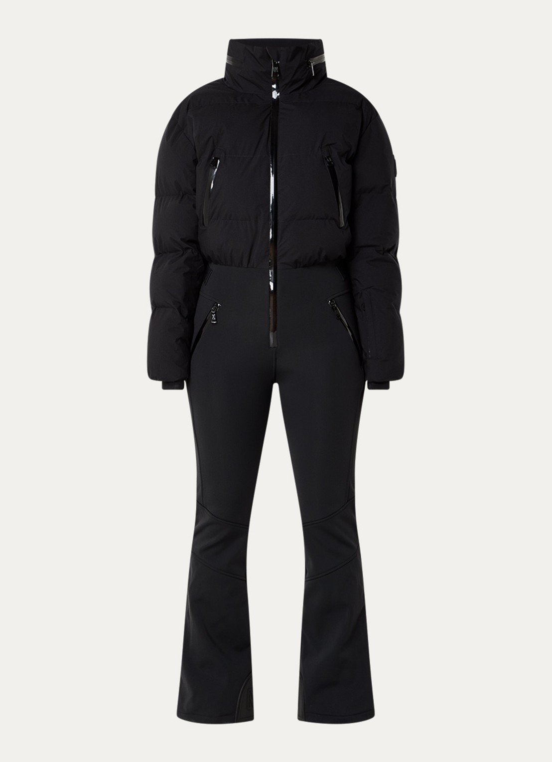NIKKIE Gemma flared fit skipak met opbergbare capuchon en ritszakken - voorkant 6 zwart