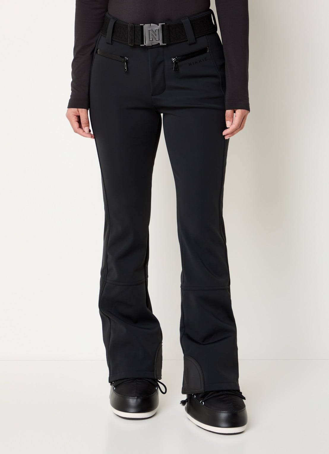 NIKKIE Grace high waist flared fit skibroek met ceintuur - detail 4 zwart