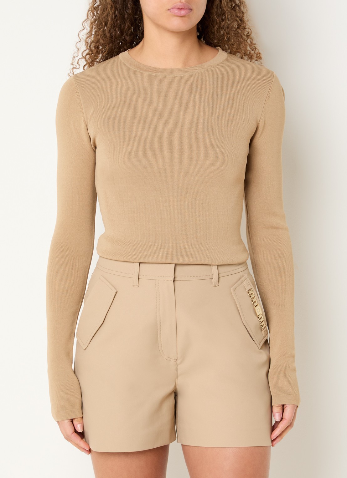 NIKKIE Jolie fijngebreide longsleeve met stretch - detail 4 camel