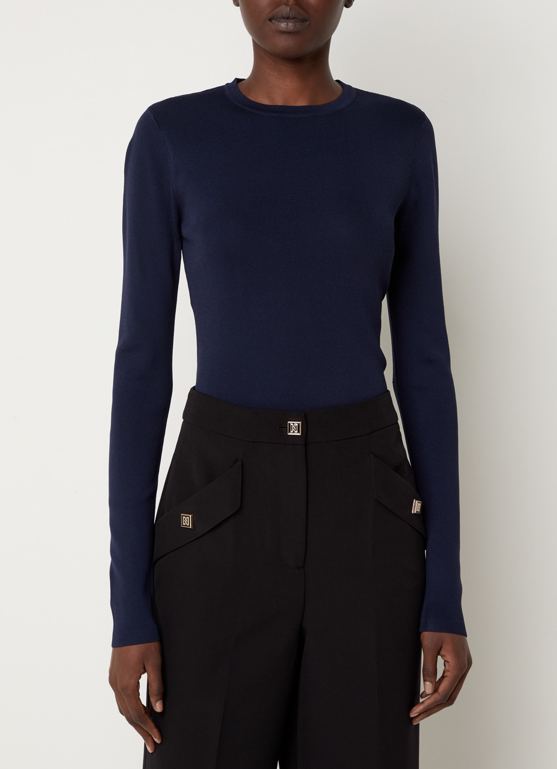 NIKKIE Jolie fijngebreide top met lange mouwen - detail 4 donkerblauw