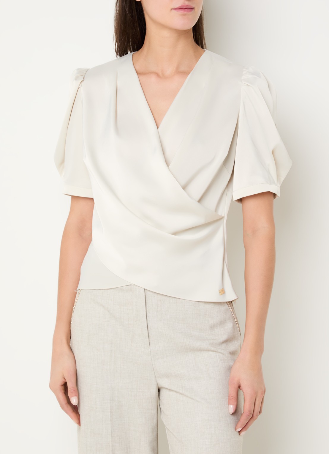 NIKKIE Kransis tuniek met pofmouwen - detail 3 creme