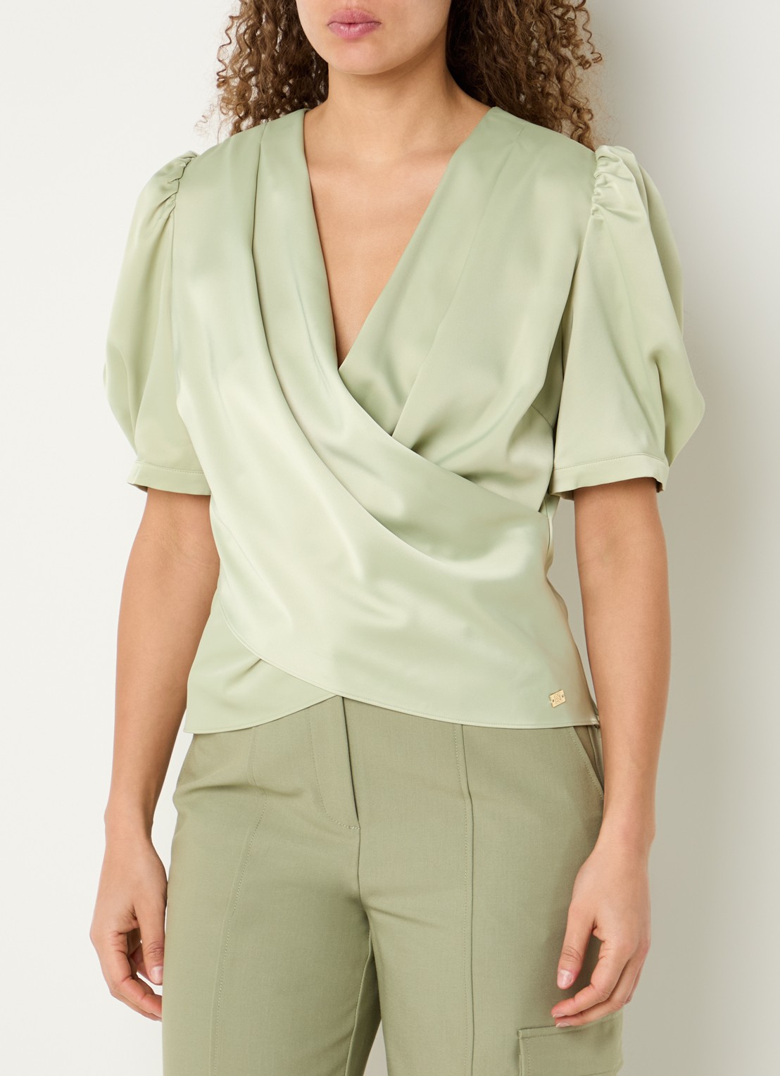 NIKKIE Kransis tuniek met pofmouwen - detail 4 donkerbeige