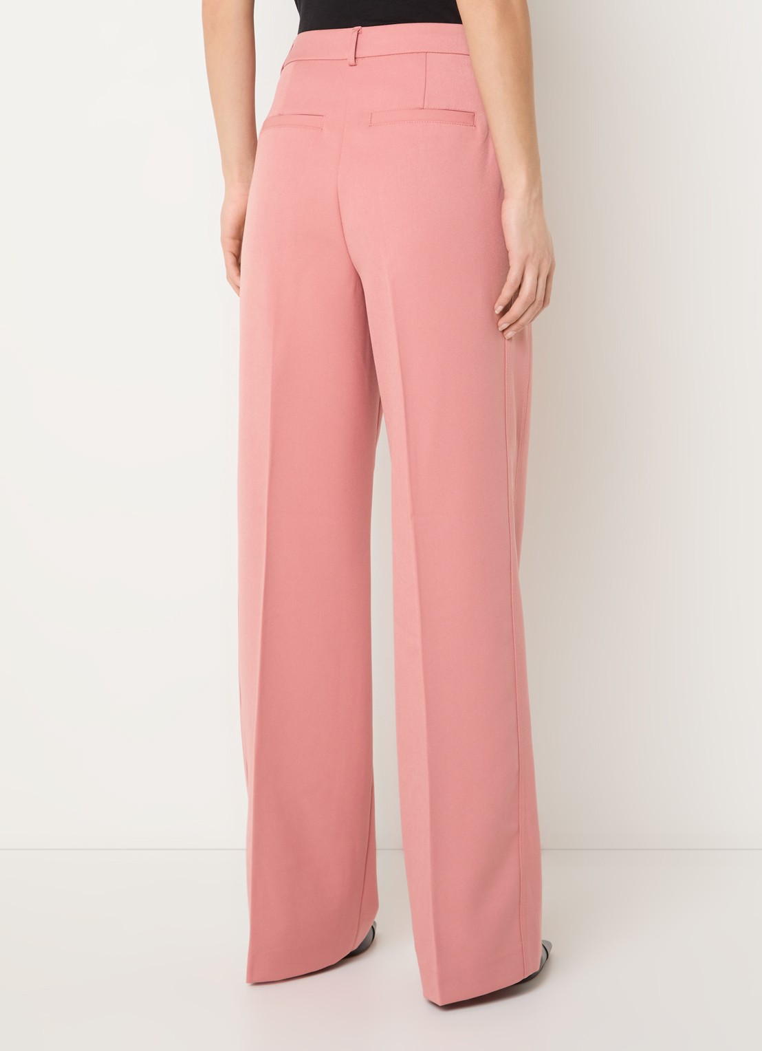NIKKIE Oakland high waist straight fit pantalon met persplooi - achterkant 3 abrikoos