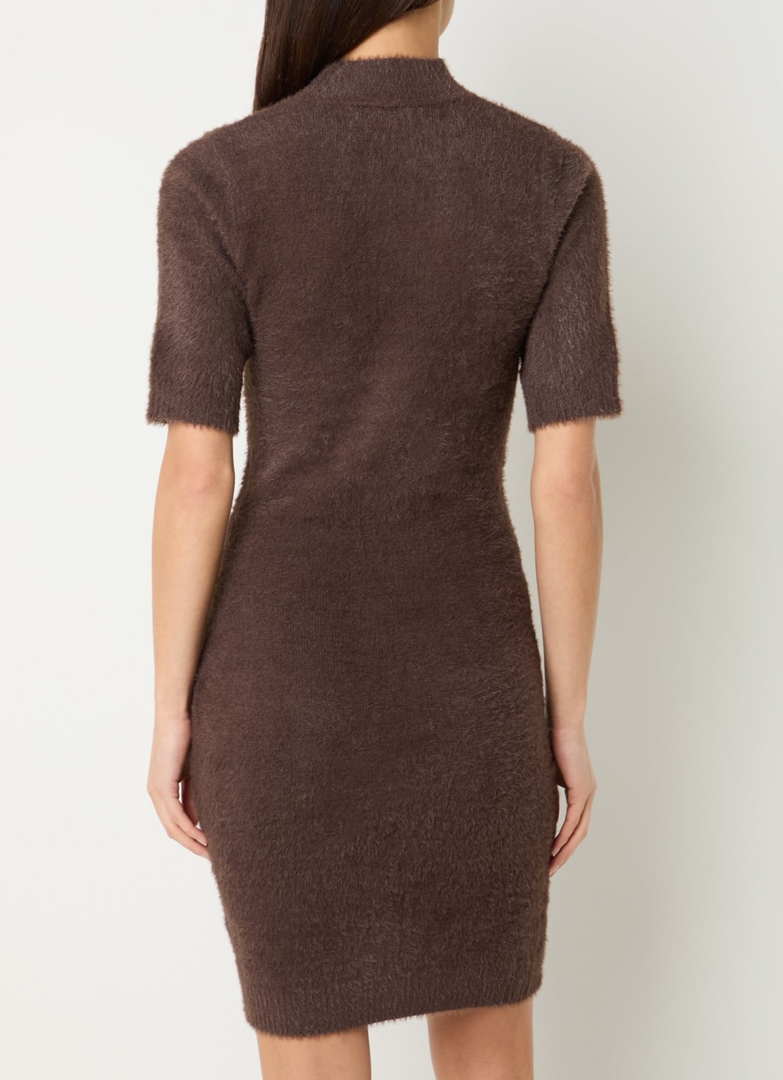 NIKKIE Otaru mini trui-jurk met col - achterkant bruin