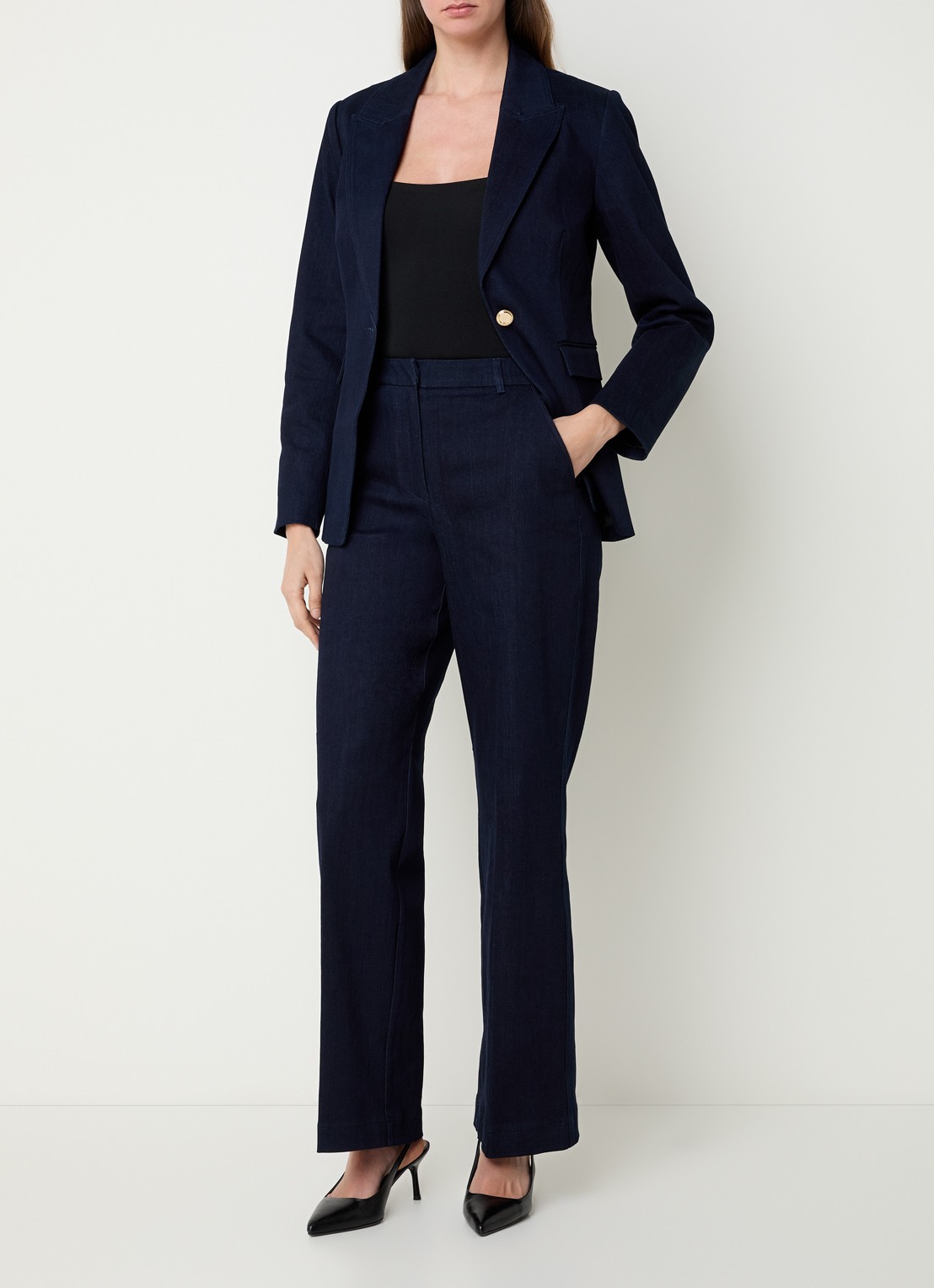 NIKKIE Oviedo high waist straight fit pantalon van denim met steekzakken - voorkant 4 indigo