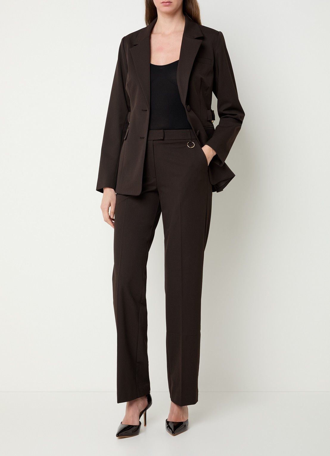NIKKIE Oxford blazer met klepzakken - voorkant 4 donkerbruin