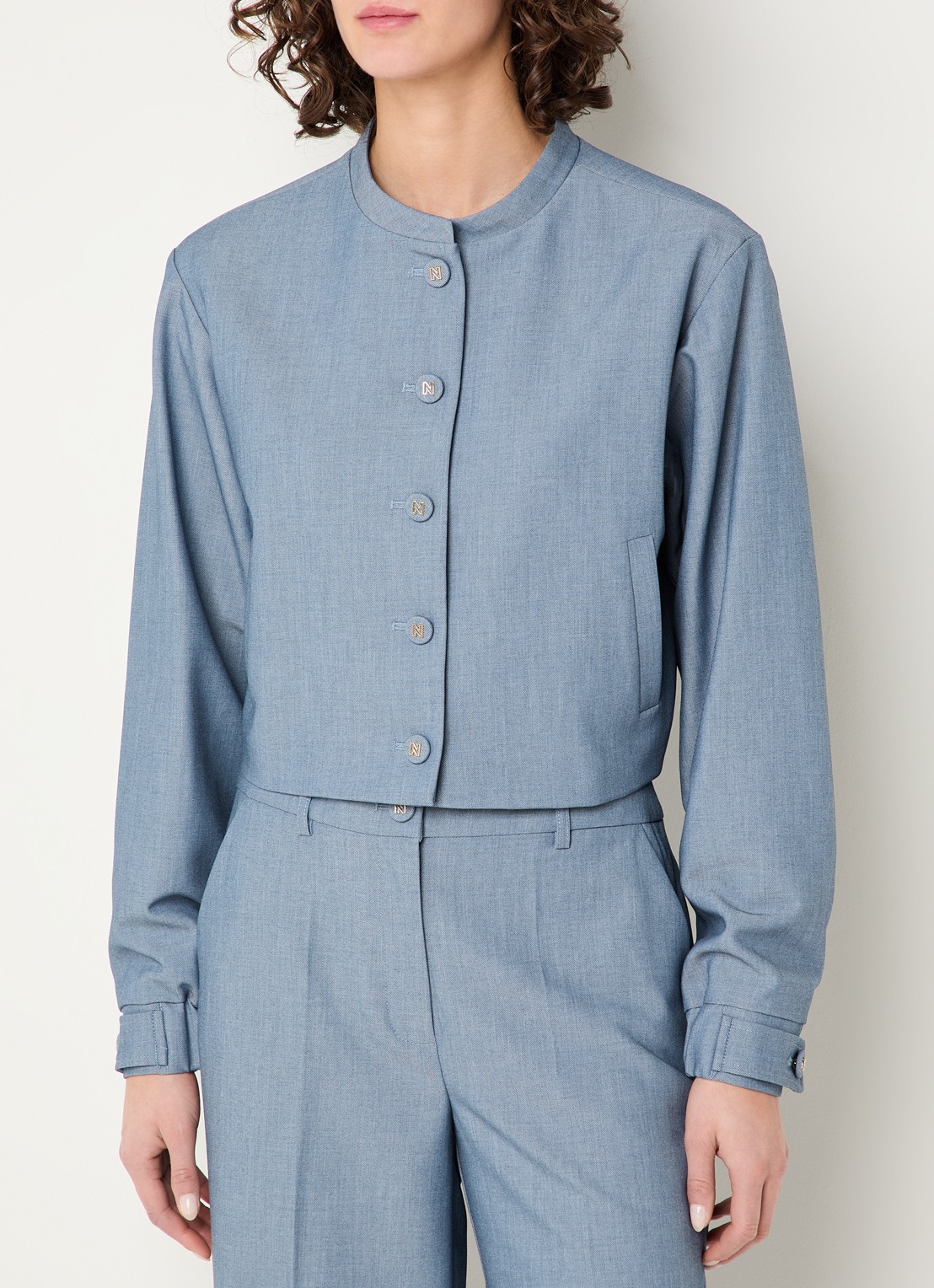 NIKKIE Parisa cropped blazer  - detail indigo