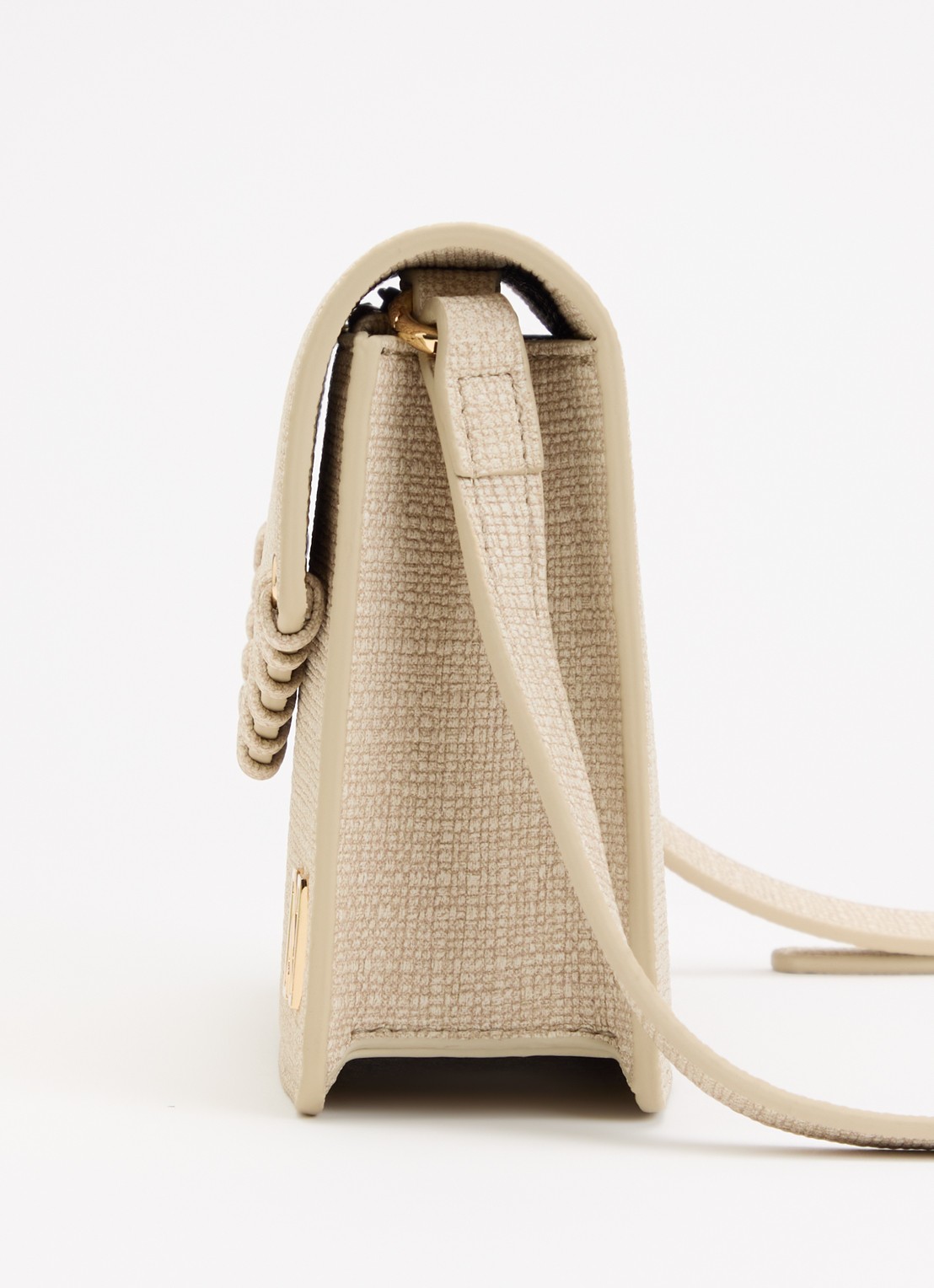 NIKKIE Paxing Lace-Up schoudertas met verstelbare schouderriem - detail 4 creme