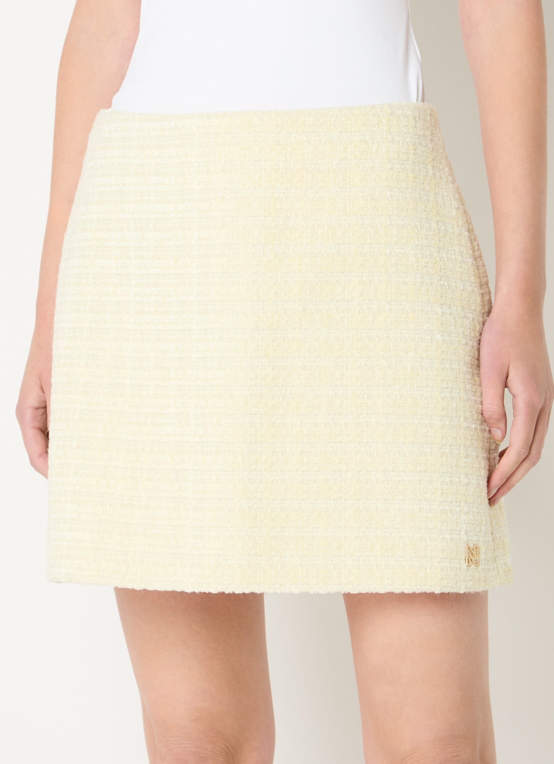 NIKKIE Perth minirok van tweed - detail 7 geel