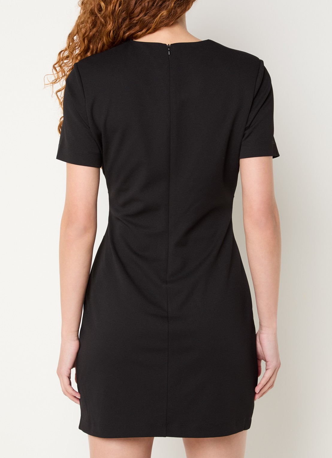 NIKKIE Pitaly mini jurk met gedrapeerd detail - achterkant zwart