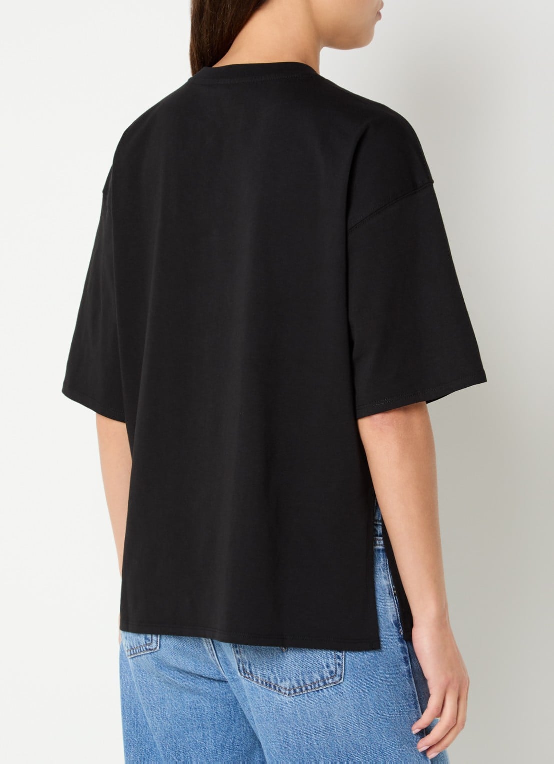 NIKKIE Ramsgate T-shirt met logo - achterkant 2 zwart